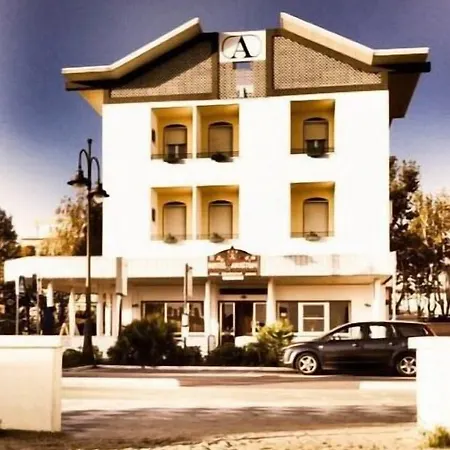 Hotel Ariston 3*